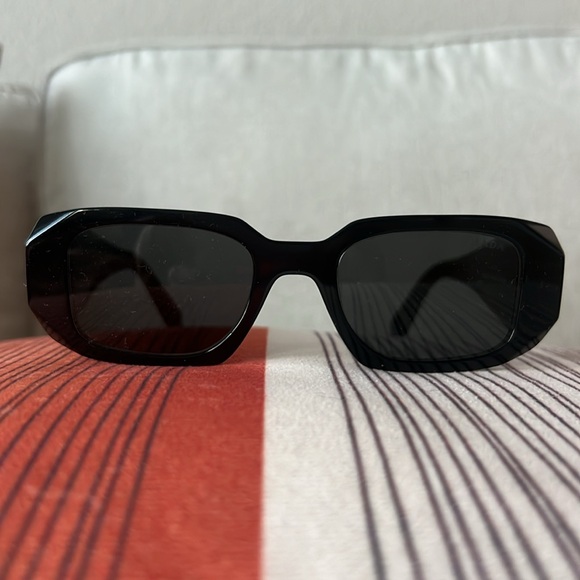 Genuine Prada sunglasses. - Picture 1 of 9